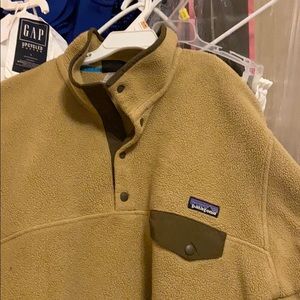 Patagonia pullover